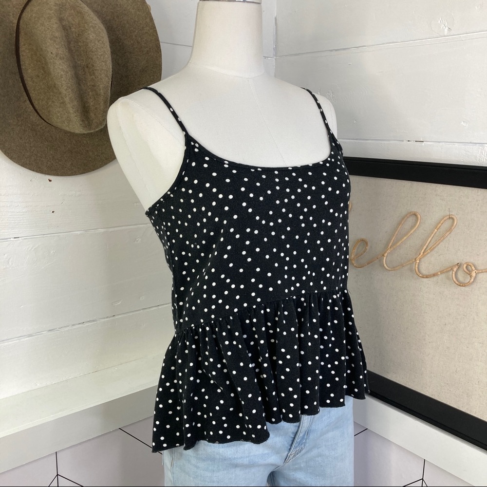 !FINAL CHANCE! Aritzia Talula “Nerima” Ruffle Crop Tank